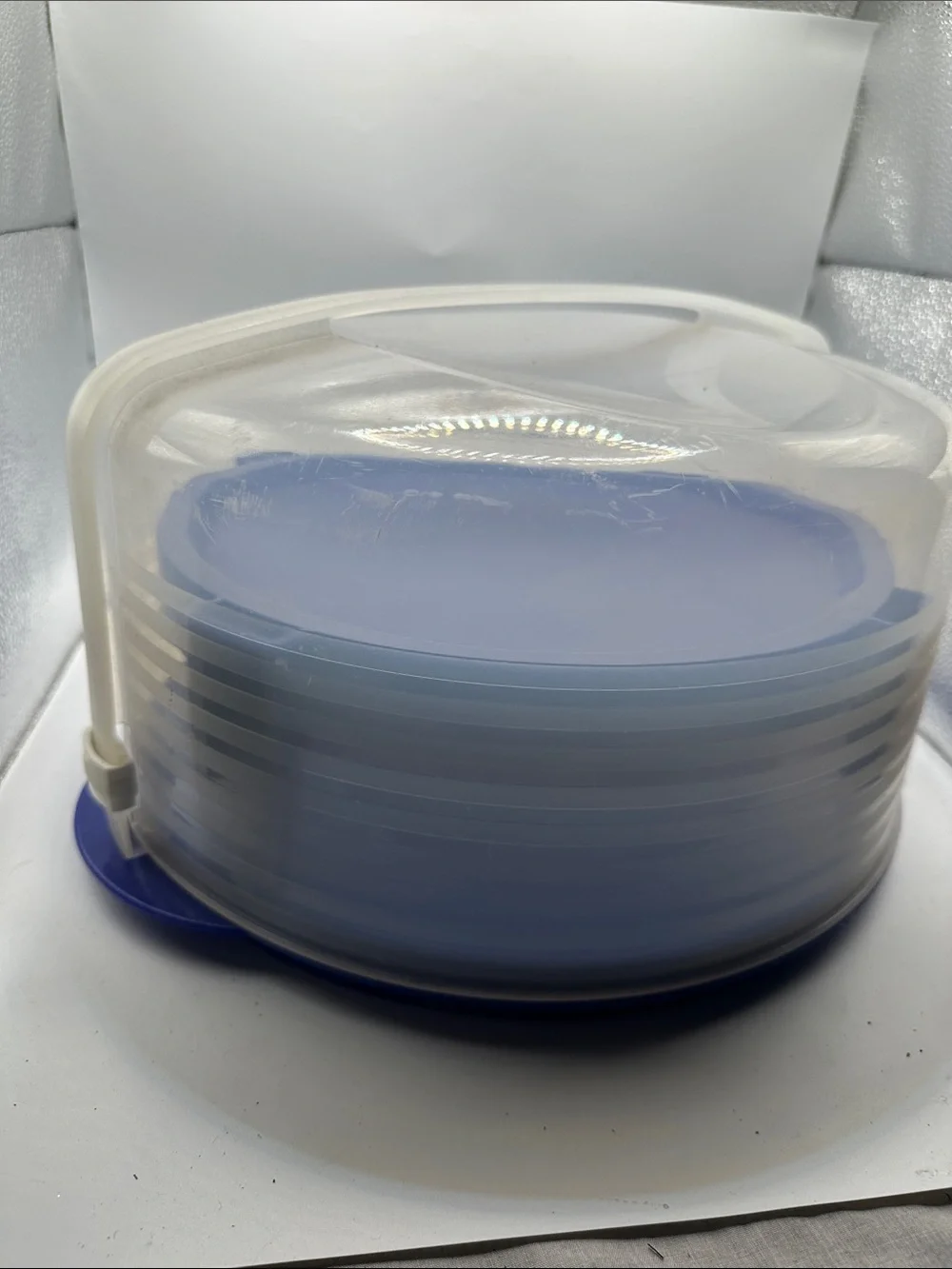 Tupperware cake taker with Pie Plastic Food Storage Container Set